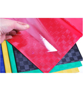 Protège-cahier Madras PVC 22/100e Avec Rabat Marque page 17x22 rouge