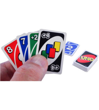 Le Plus Petit Jeu de Cartes UNO du Monde
