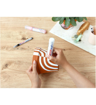 Marqueur acrylique large 5000 baie 5-10 mm